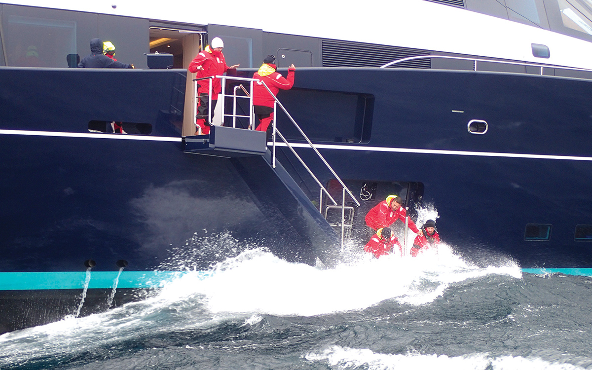 aquijo-around-cape-horn-side-boarding-rough-weather-credit-skip-novak