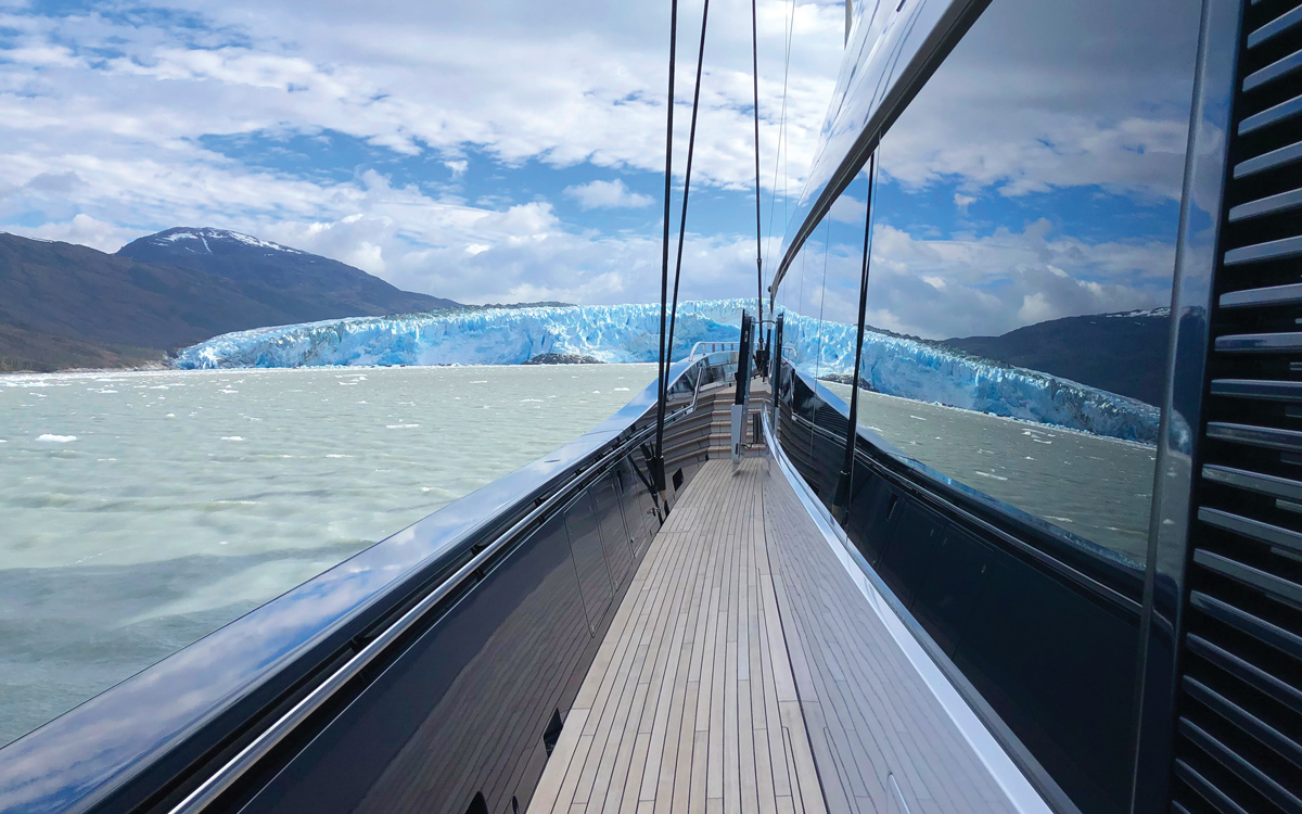 aquijo-around-cape-horn-side-deck-seno-pio-fjord-glacier-credit-skip-novak