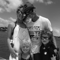 caribbean-cruising-chris-draper-family-bw-portrait-600px-square