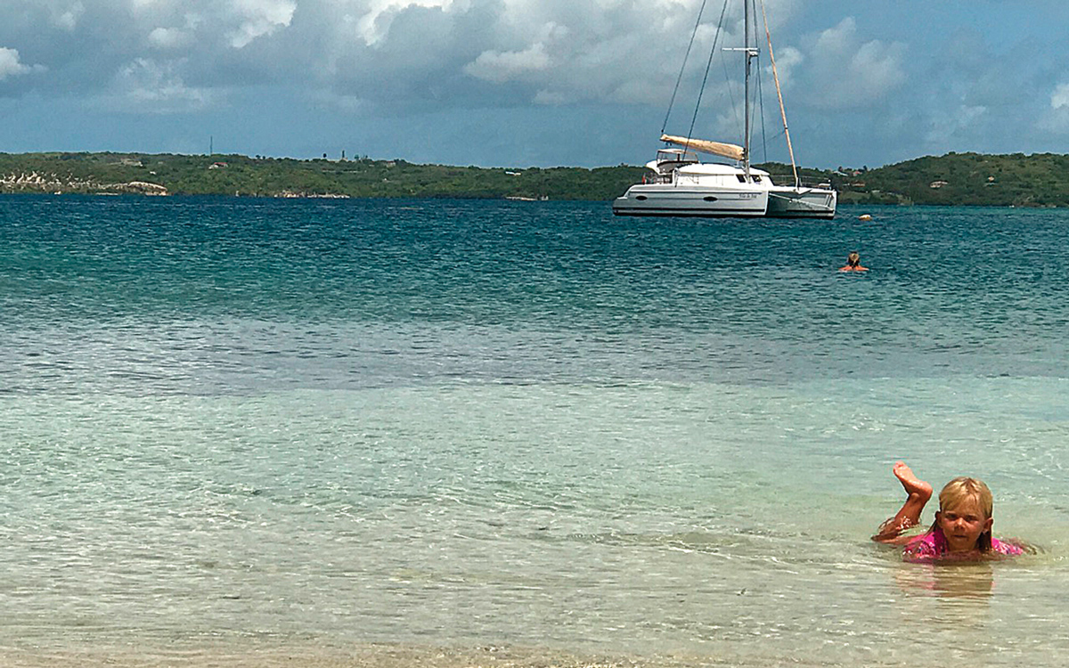 caribbean-cruising-chris-draper-family-swimming