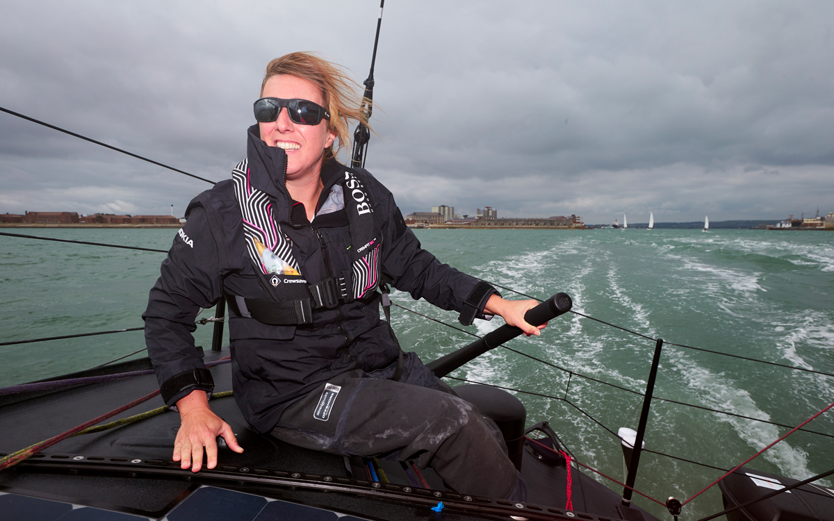 hugo-boss-2019-Alex-thomson-racing-helen-fretter