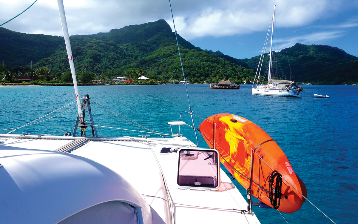 pacific-sailing-homeschooling-World-ARC2019-fountaine-pajot-saba-50-catamaran-RAID-foredeck-Society-Islands-Huahine