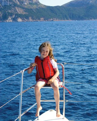 sardinia-charter-catamaran-lagoon-620-guardrails-credit-helen-fretter