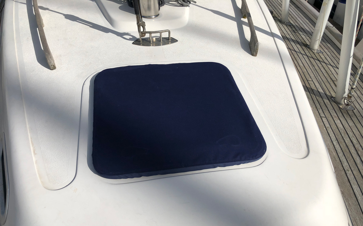 shade-and-ventilation-hatch-covers-credit-dart-sails-and-covers