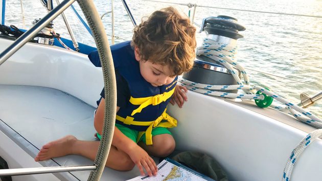 Gaining an early understanding of charts